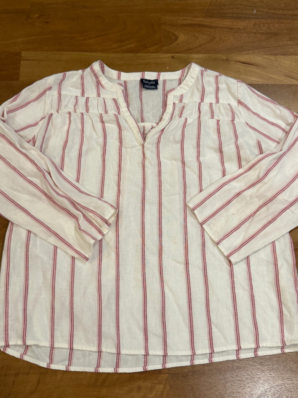 Splendid Linen Blend 3/4 Sleeve Top with Red and Pink Stripes *EUC* Size Medium